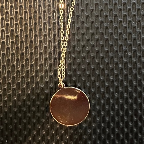 Gold Necklace two layers - Picture 4 of 9